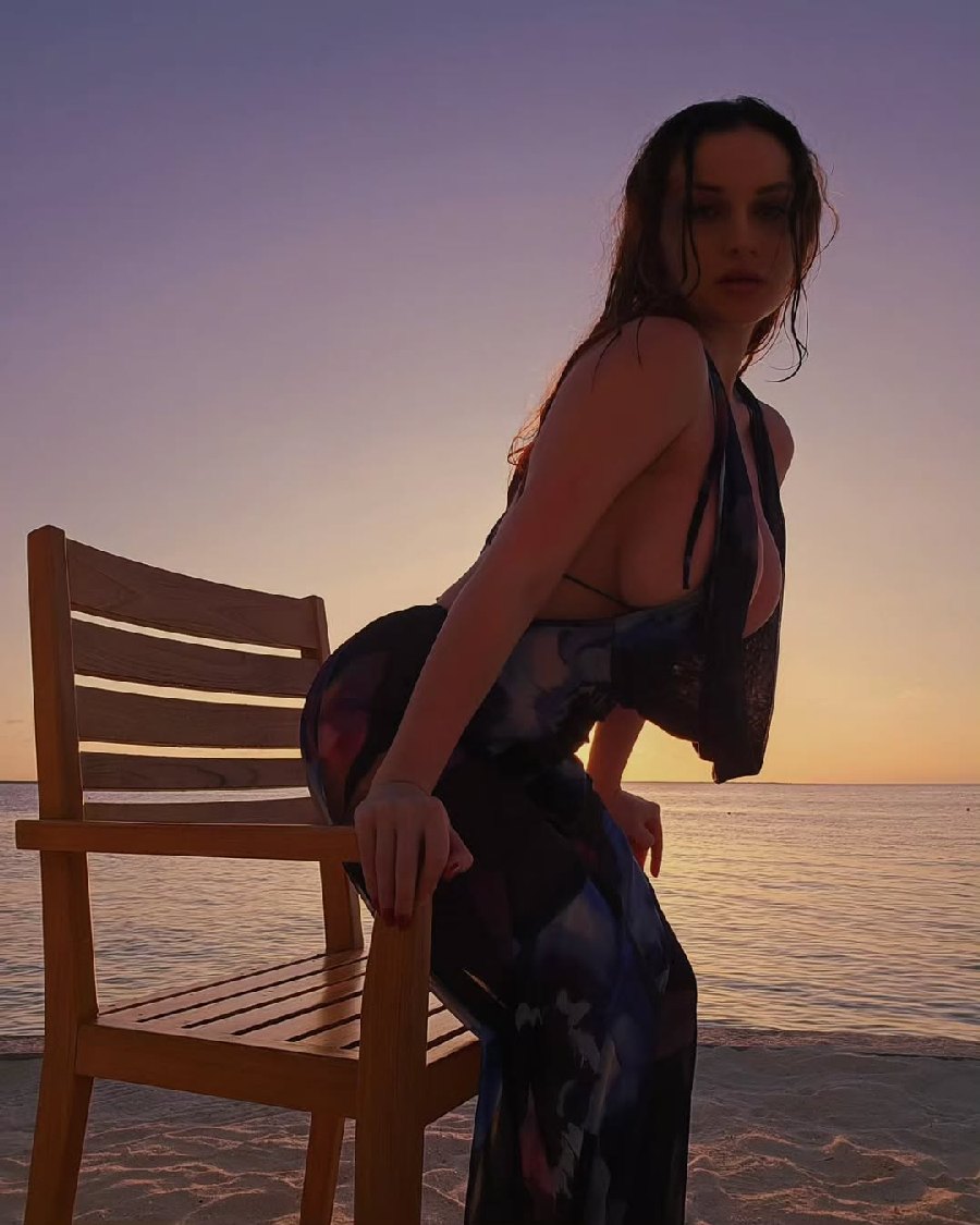 Sexy girl Miranda Faith nude in Hargeisa